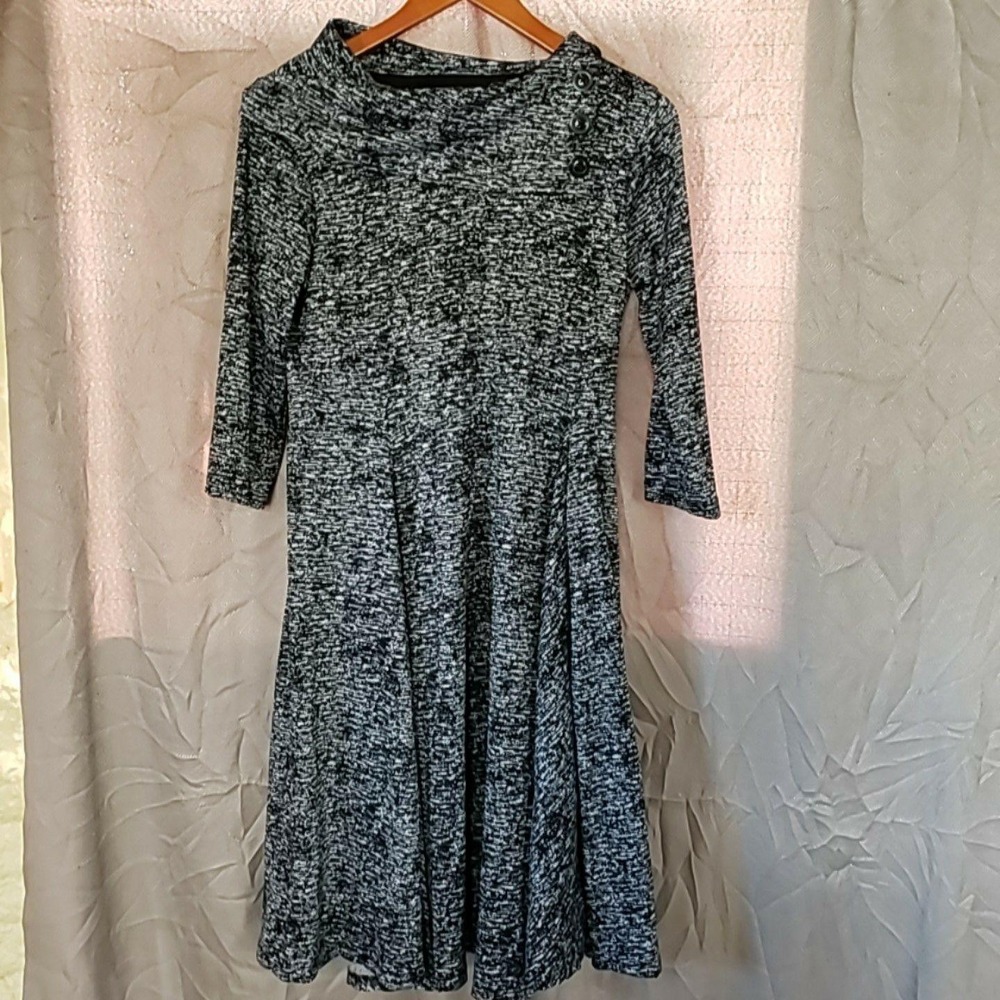 Signature By Robbie Bee Dress Womens M Gray 3/4 Sleeve Cowl Neck Fit & Flare